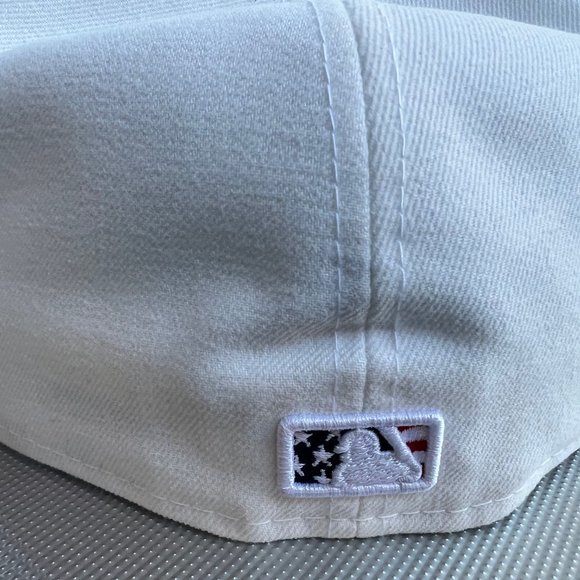 New Era MLB New York Mets “Independence DayMr. Met" fitted size 8 - Picture 6 of 7